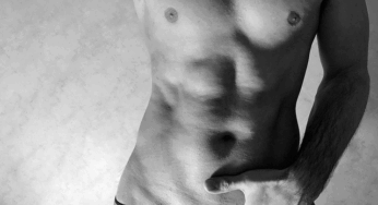 40代から急激に筋力は衰え、鍛えても日数はかかりつきにくくなります。