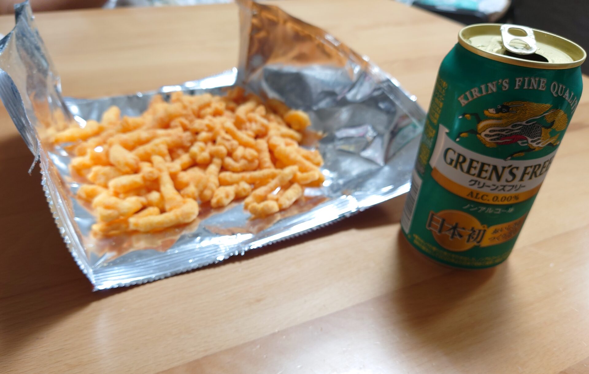 仕事終わりにはもっぱらノンアルビールとスナック菓子チートスで晩酌を美味しく頂いてます。