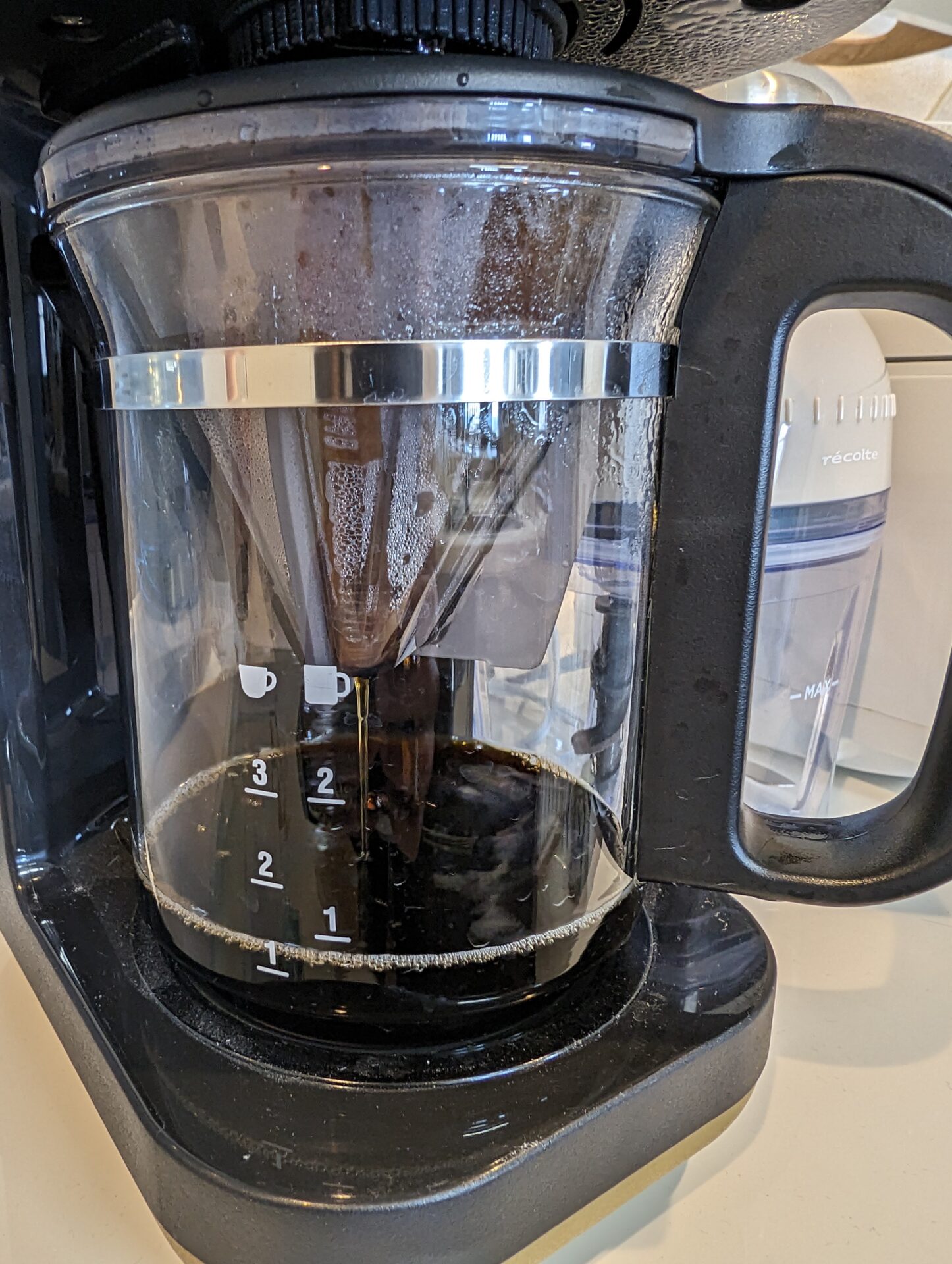 『本当に旨い珈琲』とは豆に拘り、低予算のコーヒーメーカーで十分なのと、買い替えで解決しました☕