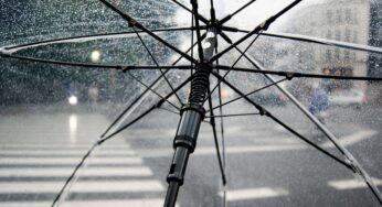 外出が多い仕事での梅雨時期は本当に辛いです💦交通アクセスが悪いし、しかも濡れる