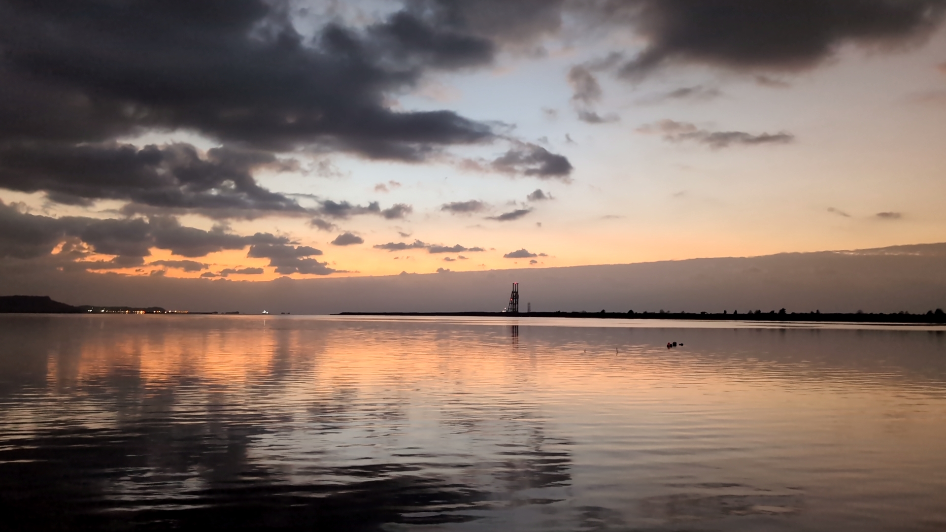 2024年から2025年へスタートしました✨今年は学生時代に行った「初日の出」を1人でみにきましたw