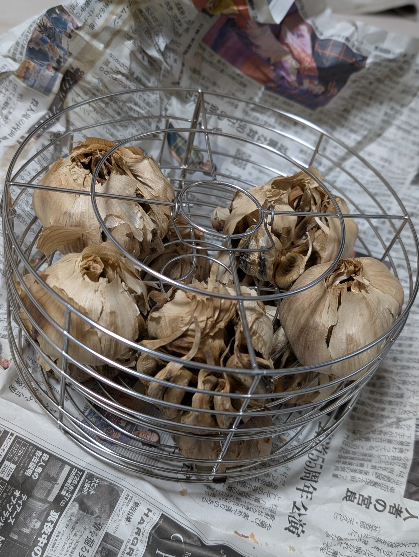 黒ニンニクの力の凄さがわかりまして、自分で作るようになりましたw